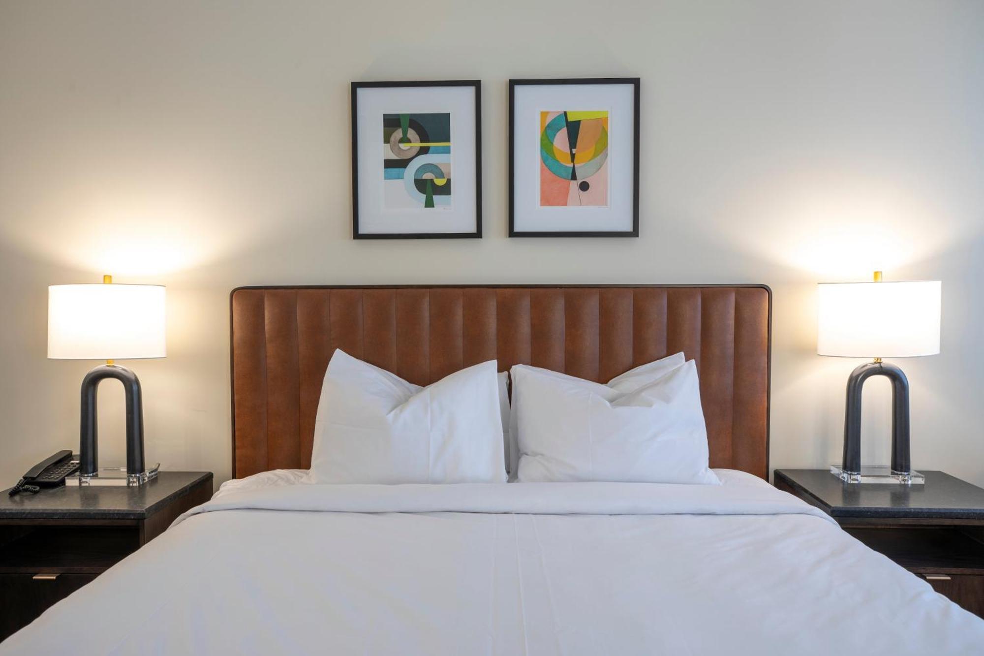 The Holbrook Hotel Данвил Екстериор снимка